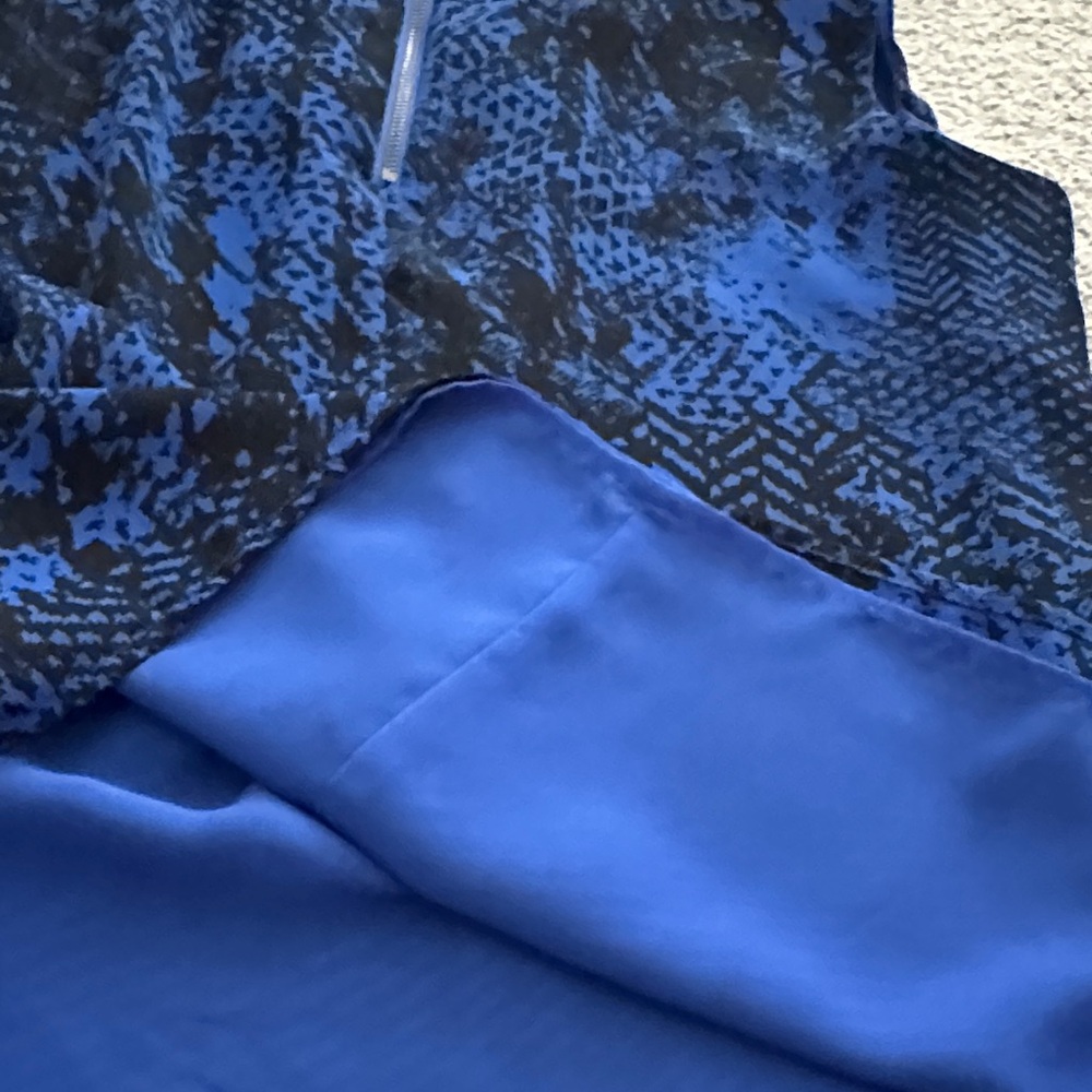 Apt. 9 Women's Blue and Black Patterned Blouse - Picture 7 of 7